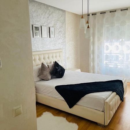 Superbe Appartement Au Coeur De Casablanca Exterior foto